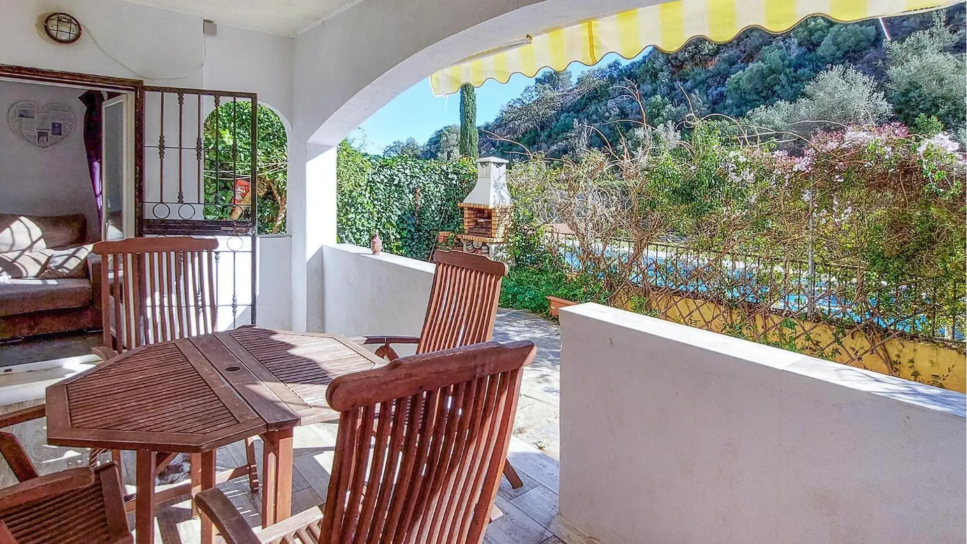 Beautiful Apartment In Benalmadena With Wi-Fi 0*,